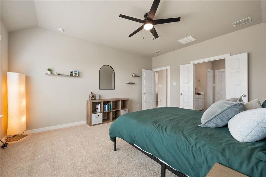 Furnished interior view inside a new home in Cibolo Hills, Fort Worth (Image 13).