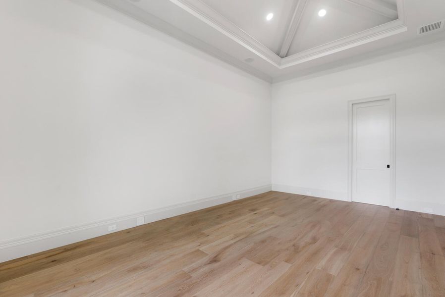 DSC04946-MLS DSC04946-MLS