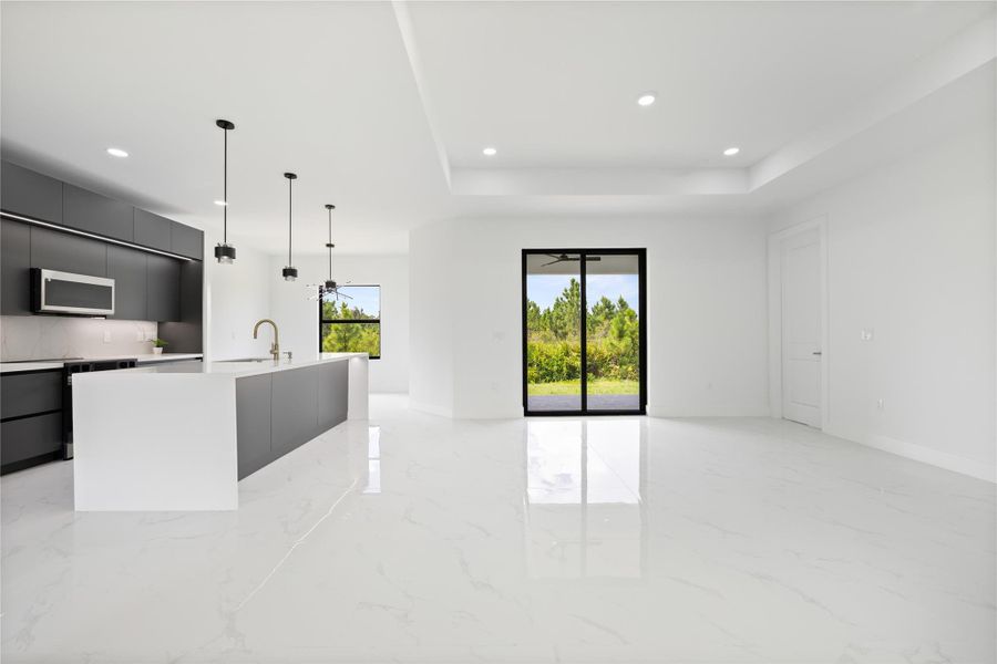 Furnished interior view inside a new home in , Lehigh Acres (Image 3).