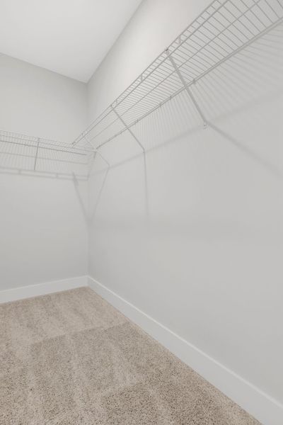 Spacious, unfurnished interior of a new home in Echo Park, Suwanee (Image 34).