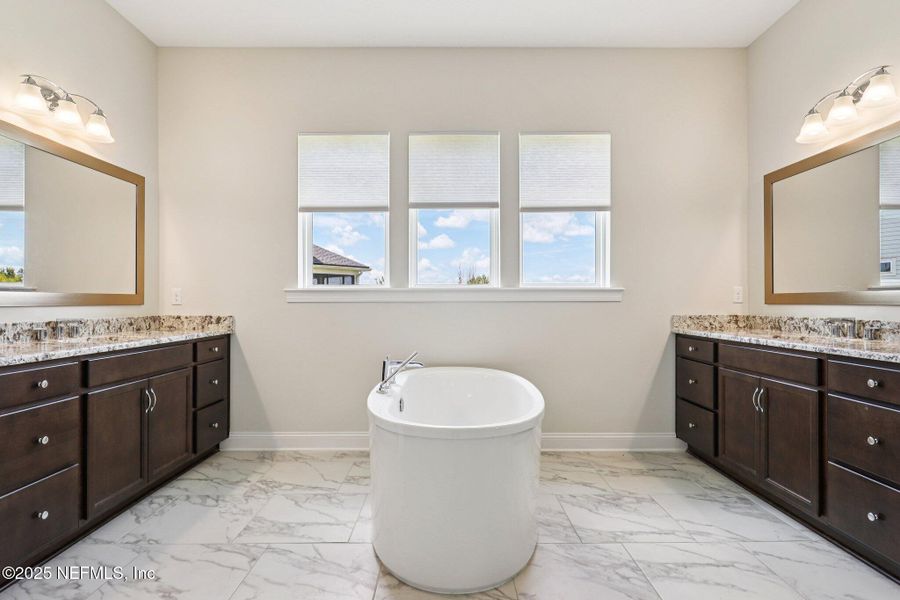 Furnished interior view inside a new home in , St. Augustine (Image 52).