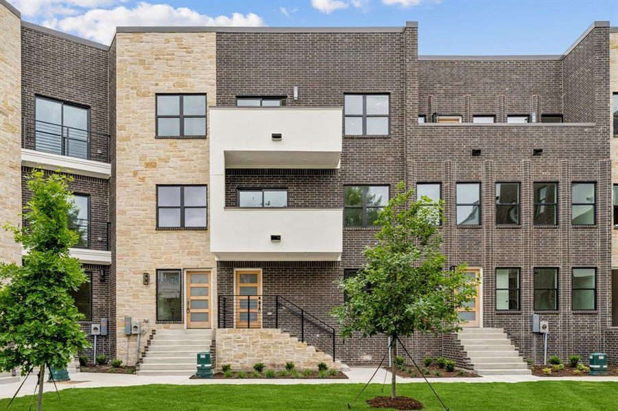 Image 29 of a home in .