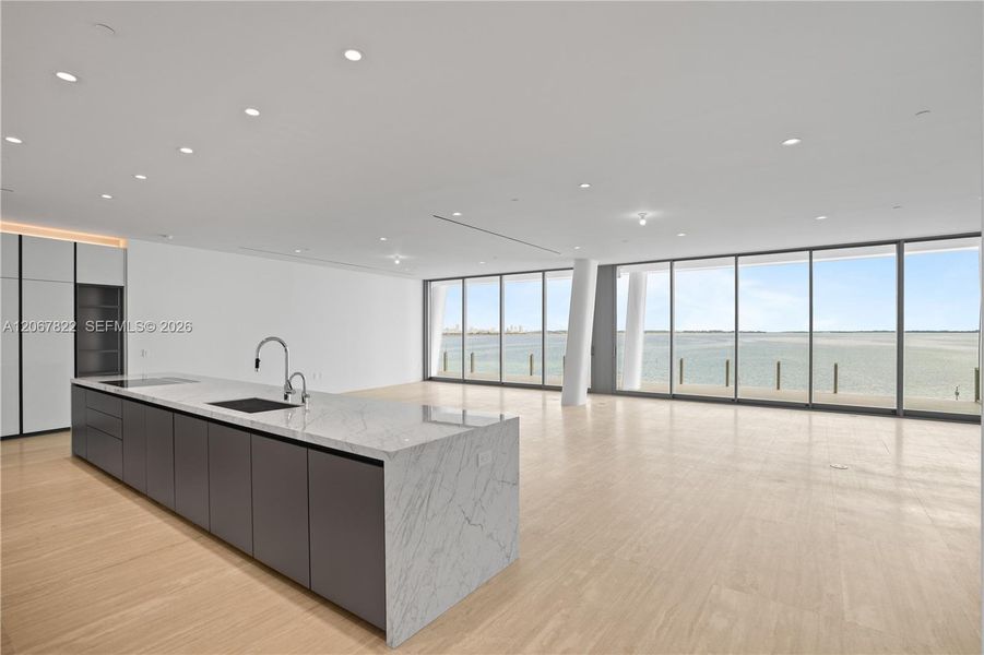 Spacious, unfurnished interior of a new home in , Miami (Image 25).