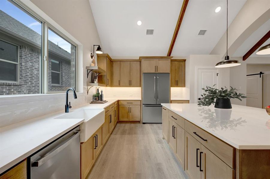 Furnished interior view inside a new home in Elevon, Lavon (Image 5).