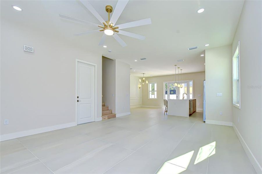 Spacious, unfurnished interior of a new home in , Tampa (Image 73).