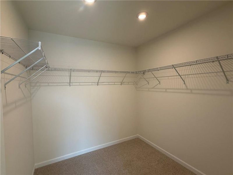 Spacious, unfurnished interior of a new home in Maple Village, Adairsville (Image 19).