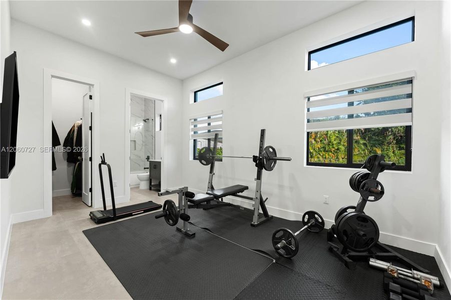 Furnished interior view inside a new home in , Plantation (Image 15).