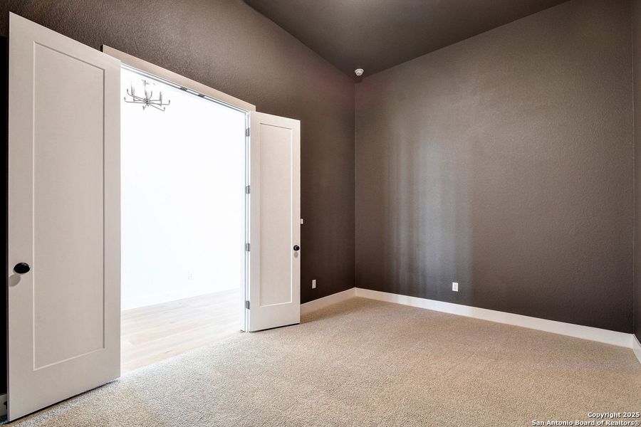 Spacious, unfurnished interior of a new home in La Cima: 70ft. lots, San Marcos (Image 22). Spacious, unfurnished interior of a new home in La Cima: 70ft. lots, San Marcos (Image 22).