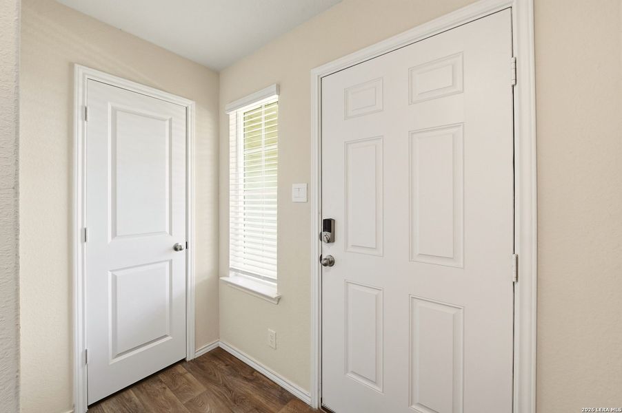 Spacious, unfurnished interior of a new home in Avenida, Converse (Image 13). Spacious, unfurnished interior of a new home in Avenida, Converse (Image 13).