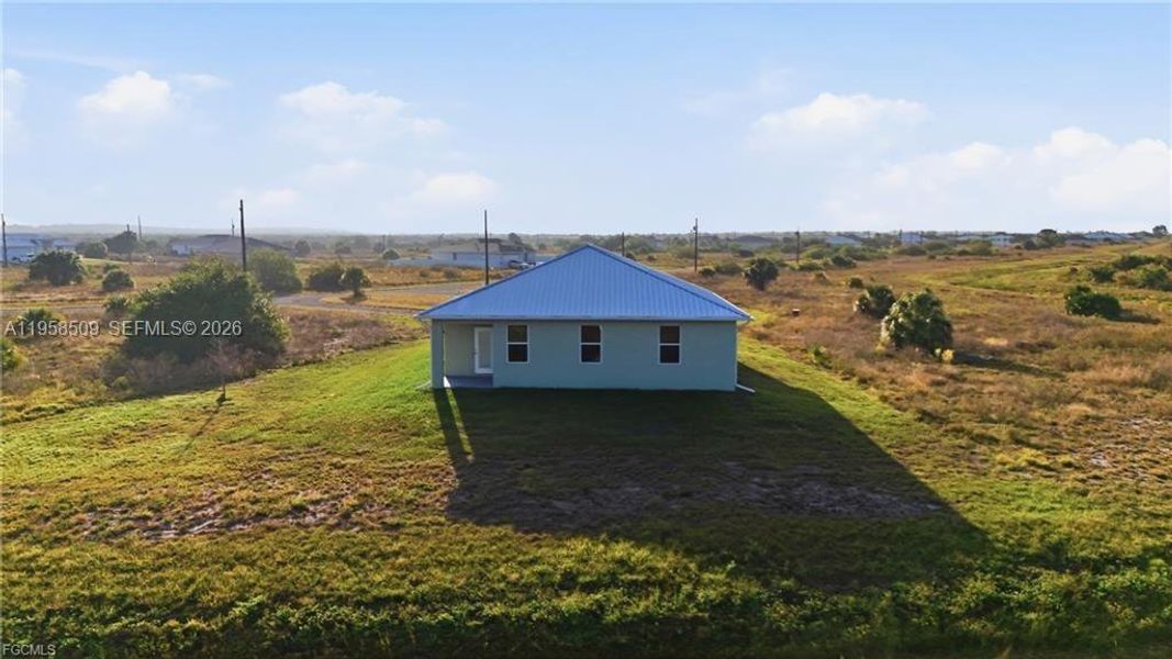 Exterior details and patio area of a home in , Labelle (Image 21).