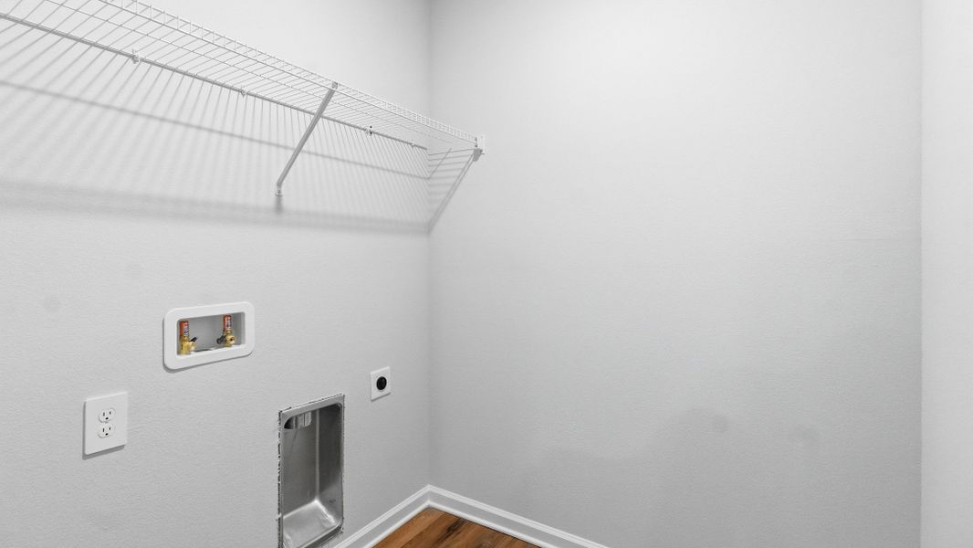 Spacious, unfurnished interior of a new home in Wesley Park, Crawfordville (Image 24). Spacious, unfurnished interior of a new home in Wesley Park, Crawfordville (Image 24).