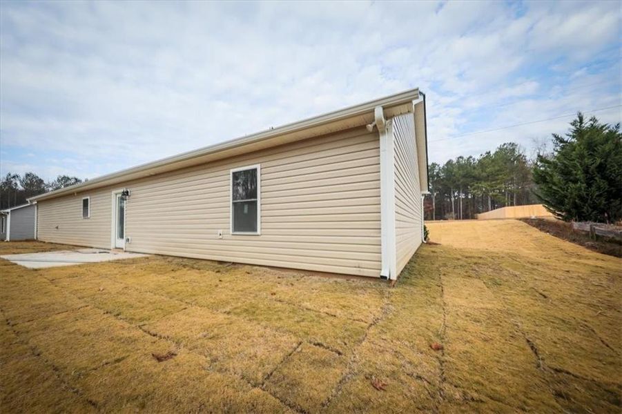 Exterior details and patio area of a home in , Rockmart (Image 3).