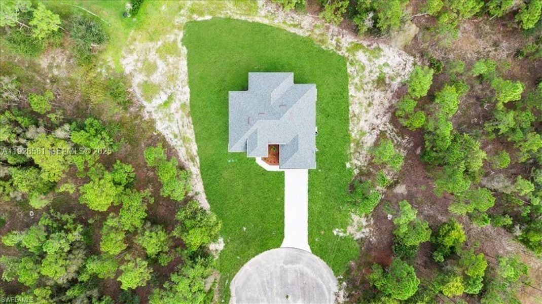 Image 33 of a home in .