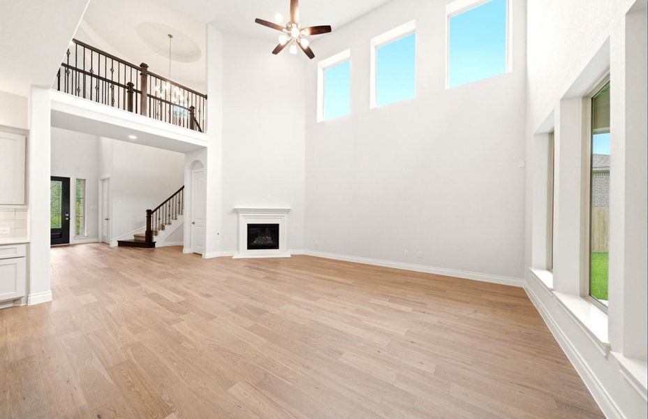 Spacious, unfurnished interior of a new home in The Woodlands Hills 65′, Willis (Image 40).