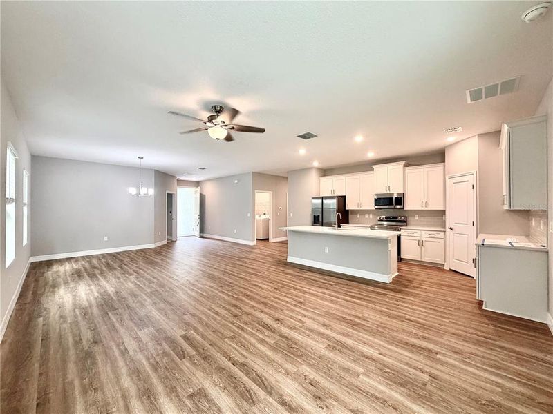 Spacious, unfurnished interior of a new home in , Ocala (Image 20). Spacious, unfurnished interior of a new home in , Ocala (Image 20).