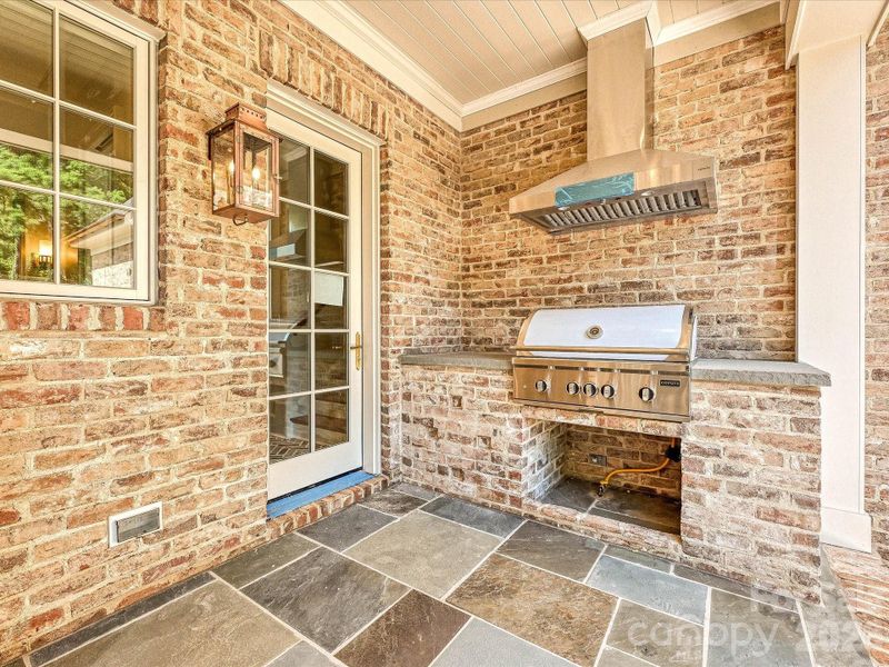 Grilling Station