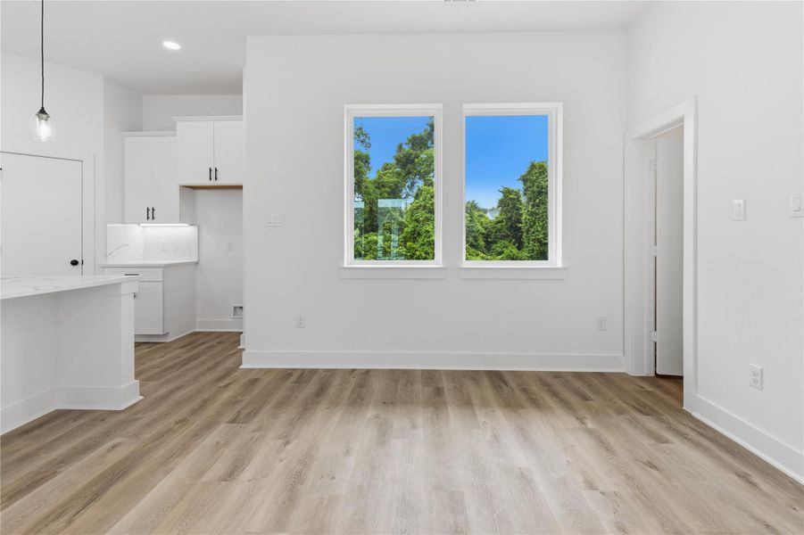 Spacious, unfurnished interior of a new home in , Houston (Image 15).