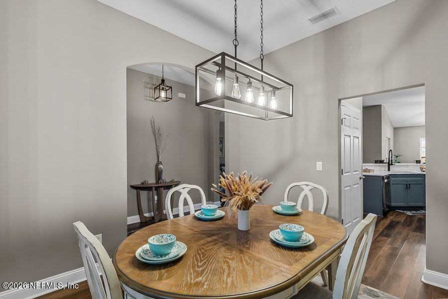 Furnished interior view inside a new home in , Callahan (Image 40).