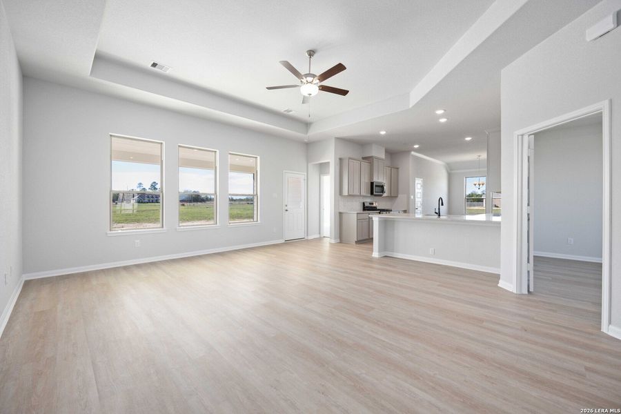 Spacious, unfurnished interior of a new home in Bonita Vista, Pleasanton (Image 17). Spacious, unfurnished interior of a new home in Bonita Vista, Pleasanton (Image 17).