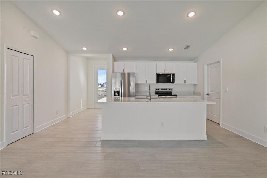 Furnished interior view inside a new home in Cape Coral, Cape Coral (Image 9).