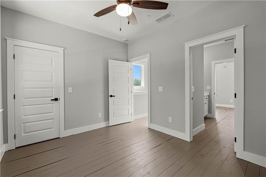 Spacious, unfurnished interior of a new home in , Fayetteville (Image 23).