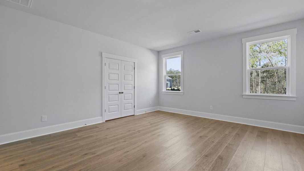 Spacious, unfurnished interior of a new home in Sheep Island, Summerville (Image 13). Spacious, unfurnished interior of a new home in Sheep Island, Summerville (Image 13).