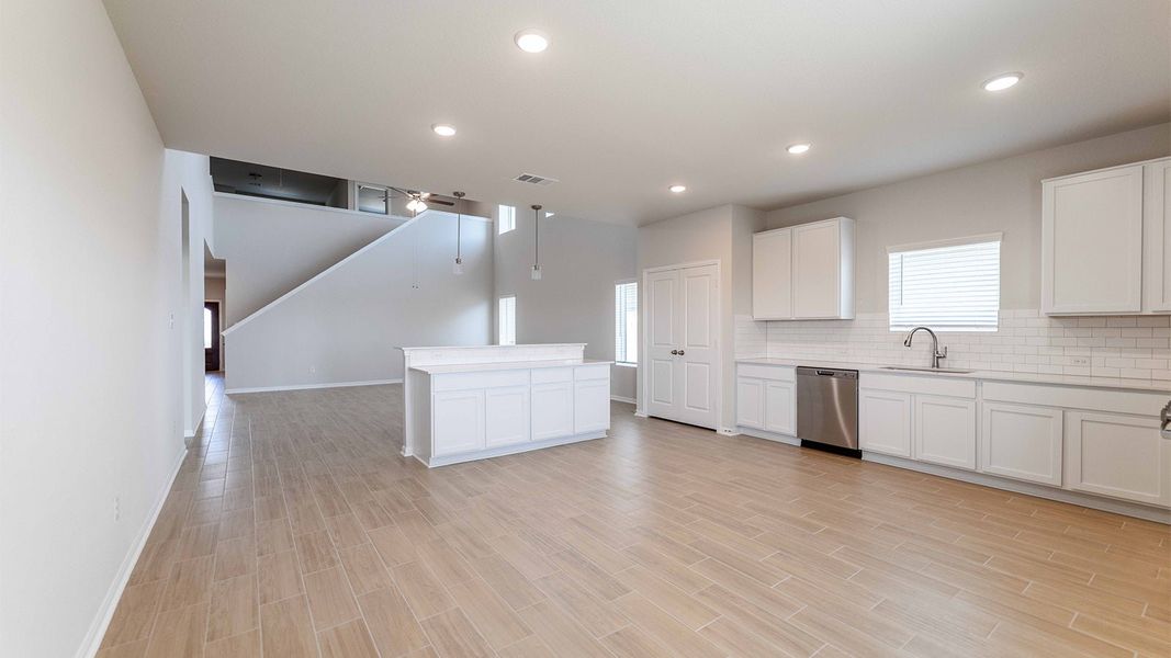 Spacious, unfurnished interior of a new home in Briarwood, Elgin (Image 42). Spacious, unfurnished interior of a new home in Briarwood, Elgin (Image 42).