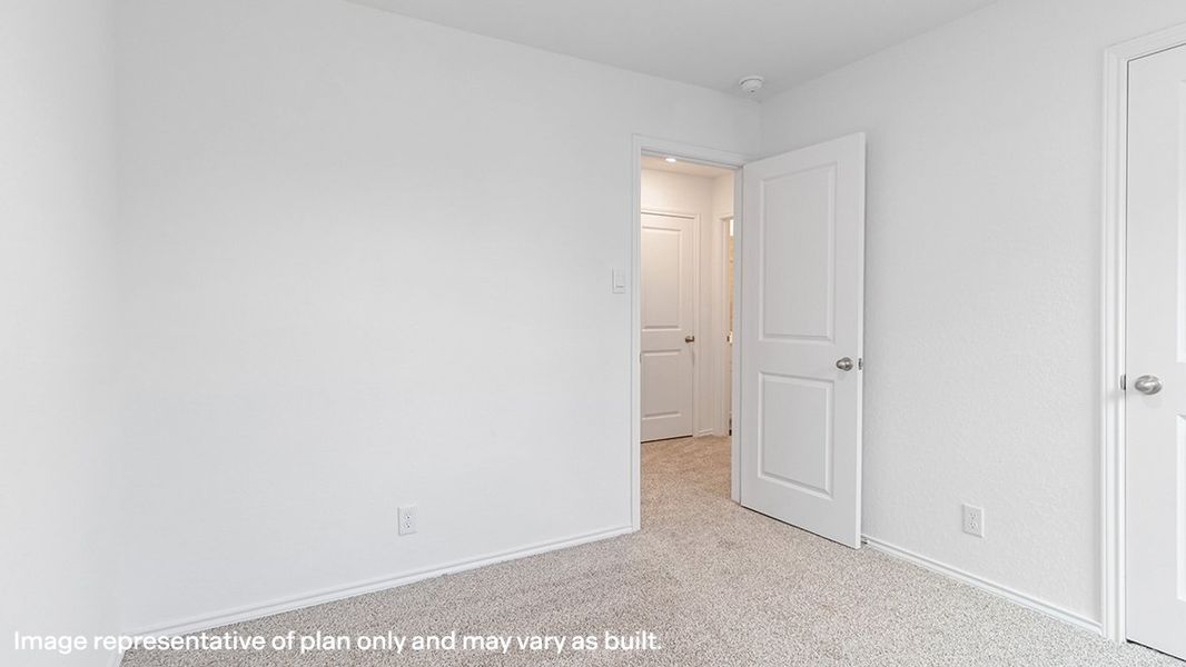 Representative unfurnished interior of a home built from the The Linnet by D.R. Horton in Blue Ridge Ranch, San Antonio (Image 21). Representative unfurnished interior of a home built from the The Linnet by D.R. Horton in Blue Ridge Ranch, San Antonio (Image 21).