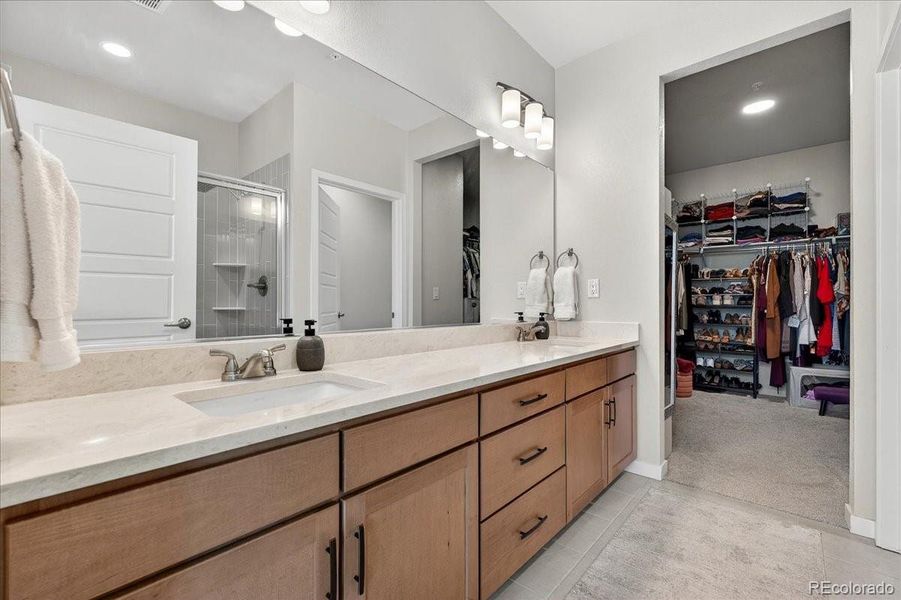 Furnished interior view inside a new home in , Golden (Image 19).