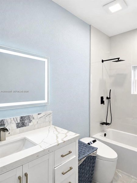 Furnished interior view inside a new home in , West Palm Beach (Image 10).