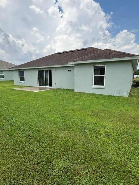 Exterior details and patio area of a home in , Ocala (Image 15).