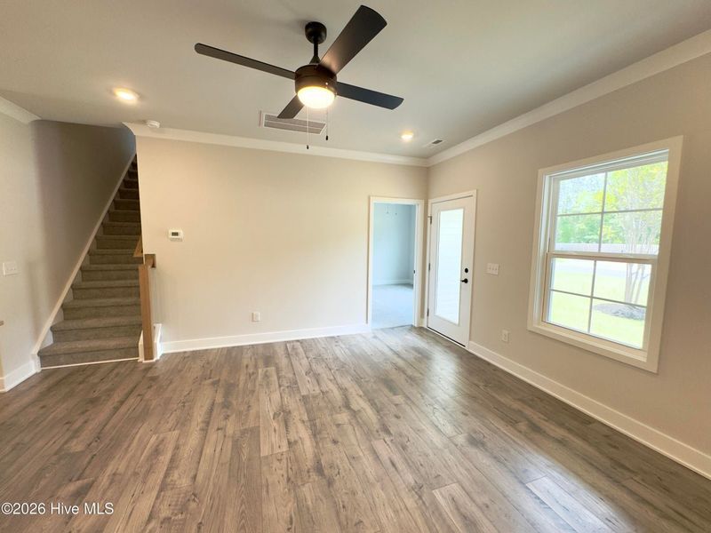 Spacious, unfurnished interior of a new home in Autumn Trail, Bolivia (Image 14).