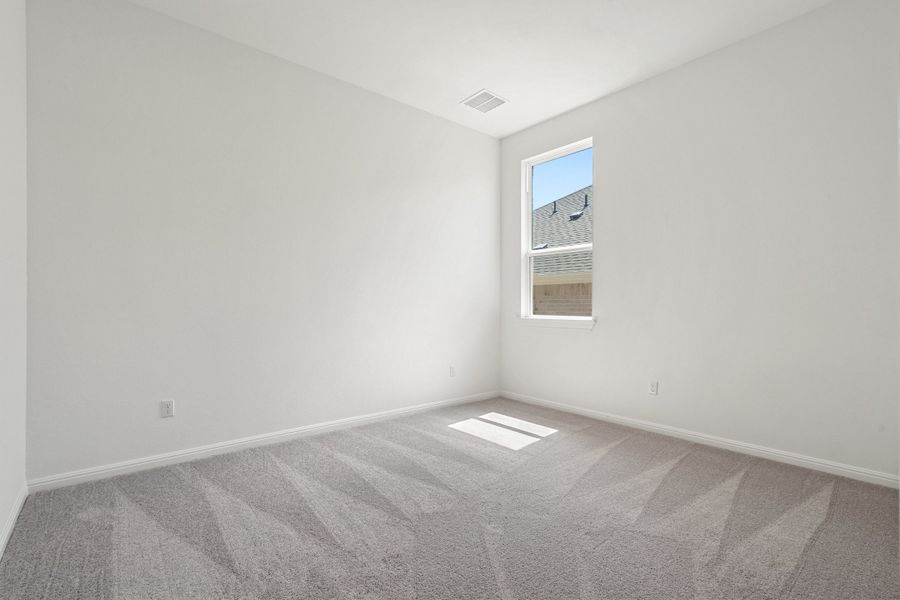 Representative unfurnished interior of a home built from the Waterville by Ashton Woods in The Trails at Carmel, Pflugerville (Image 67).
