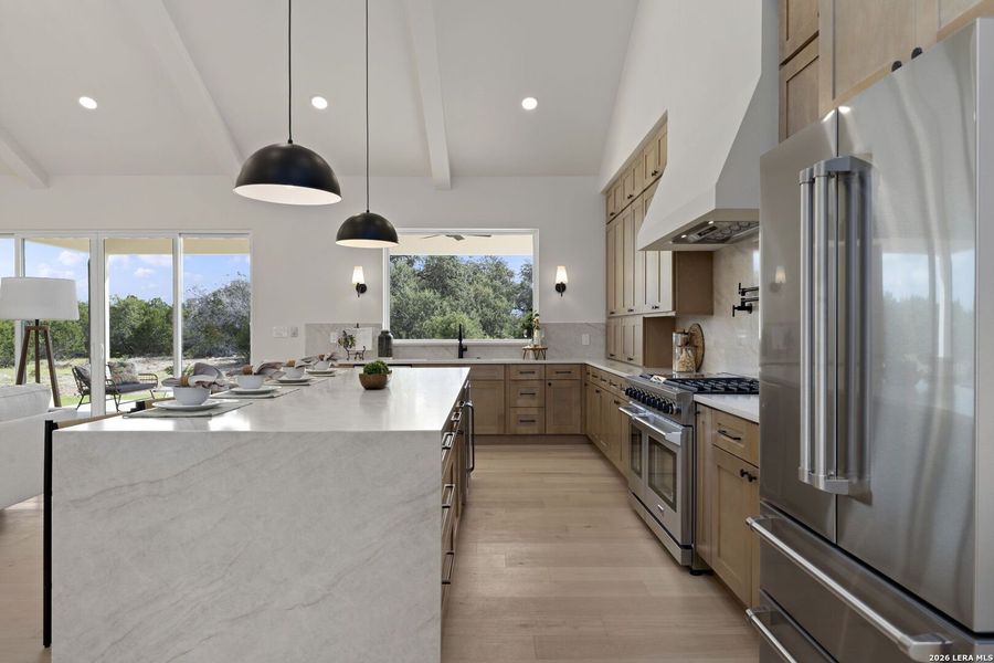 Furnished interior view inside a new home in , Bandera (Image 34).