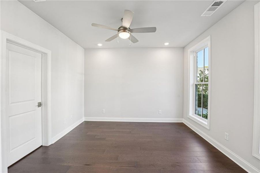 Spacious, unfurnished interior of a new home in Towns on Thompson, Alpharetta (Image 50).