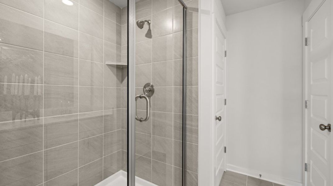 Divisional EI Owners Shower