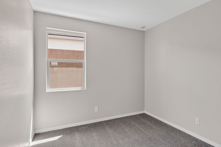 Spacious, unfurnished interior of a new home in Estrella, Goodyear (Image 16).