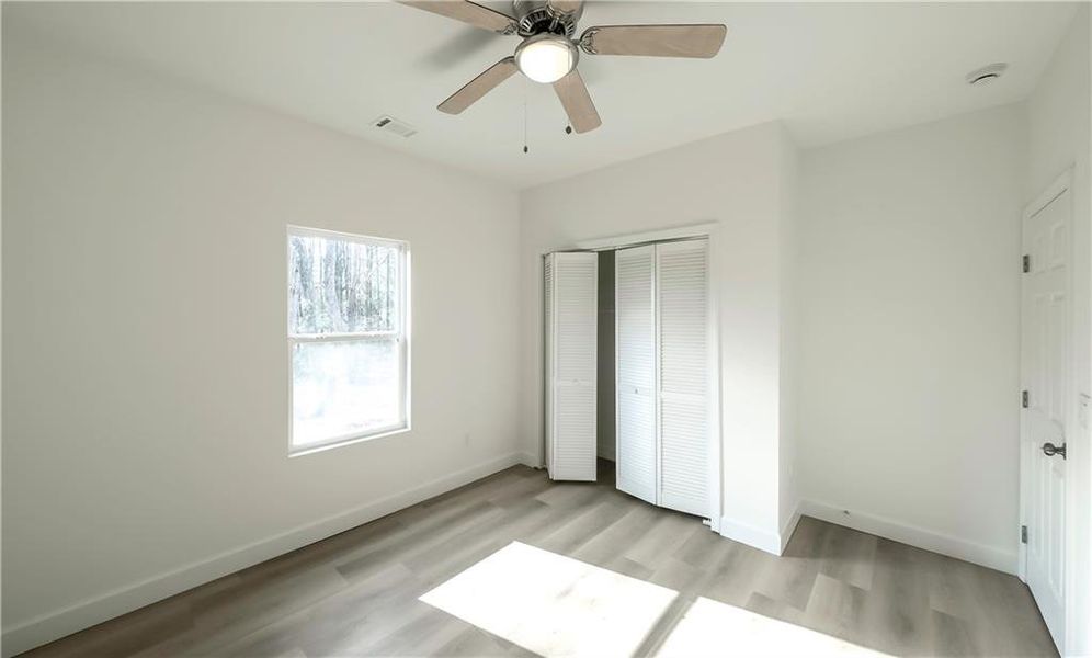 Spacious, unfurnished interior of a new home in , Carrollton (Image 27).
