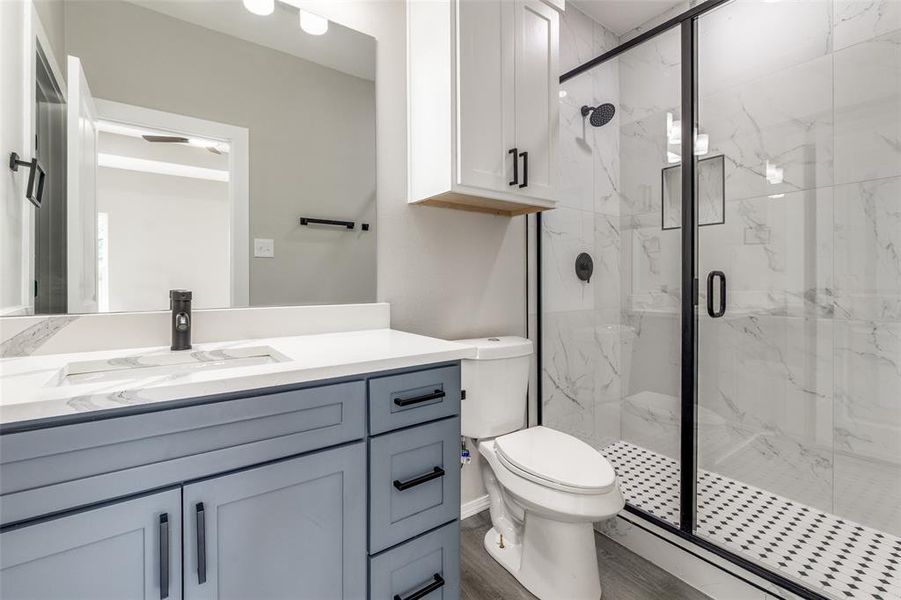 Furnished interior view inside a new home in , Dallas (Image 5).