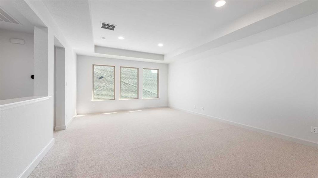 Spacious, unfurnished interior of a new home in Devonshire 55', Forney (Image 22). Spacious, unfurnished interior of a new home in Devonshire 55', Forney (Image 22).