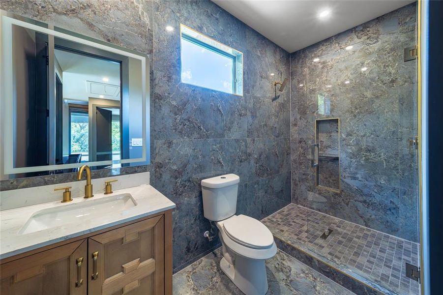 Furnished interior view inside a new home in , Dallas (Image 11). Furnished interior view inside a new home in , Dallas (Image 11).