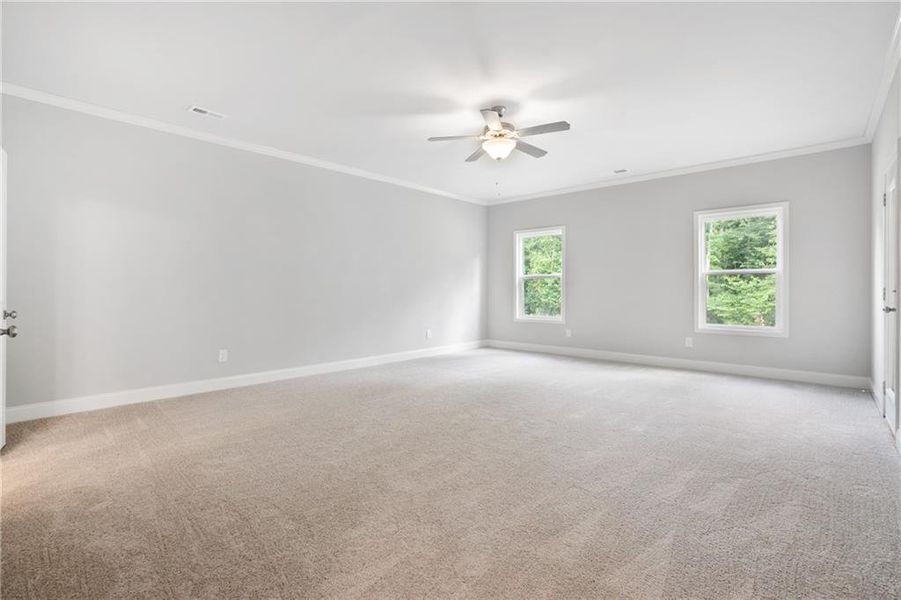 Spacious, unfurnished interior of a new home in Heritage Pointe at The Georgian, Villa Rica (Image 10).