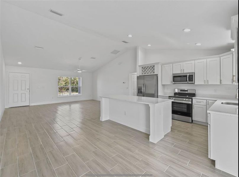 Furnished interior view inside a new home in , Ocala (Image 10).