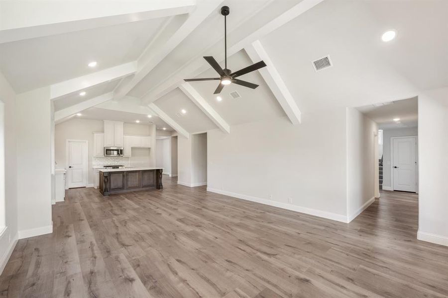 Spacious, unfurnished interior of a new home in Hampton Park, Glenn Heights (Image 29). Spacious, unfurnished interior of a new home in Hampton Park, Glenn Heights (Image 29).