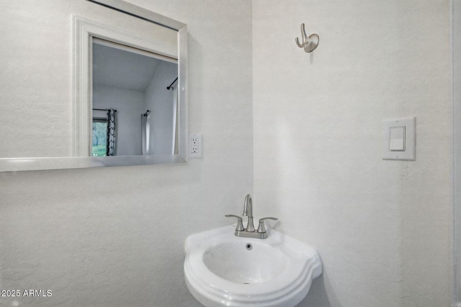 1979ChristmasPineCircle-HeberOvergaard-A