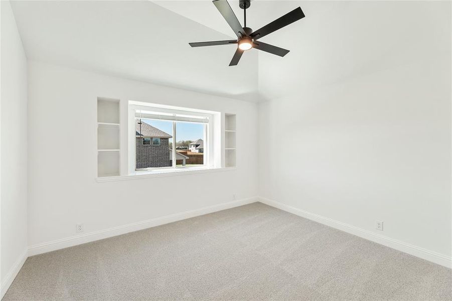 Spacious, unfurnished interior of a new home in Glenbrook, Red Oak (Image 34).