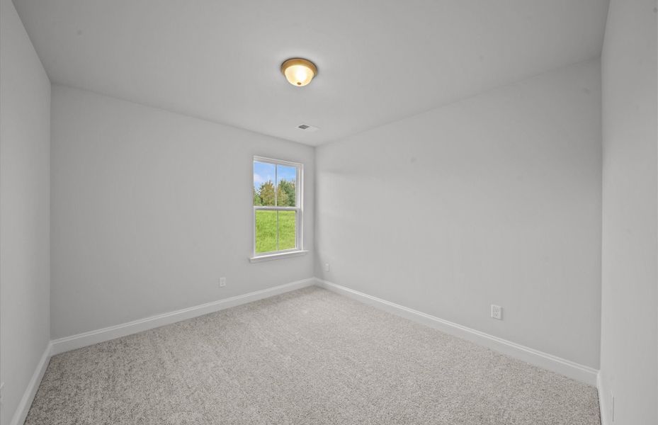 Spacious, unfurnished interior of a new home in Sweetwater Hills, Moore (Image 15).