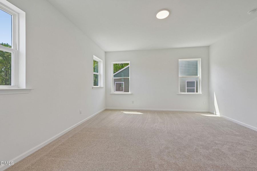 32-web-or-mls-Ken Dr-S2304-032