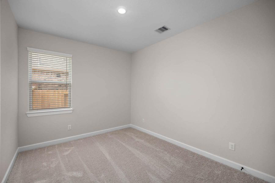 Welcome to the secondary bedroom. It is a comfortable retreat with ample space for relaxation or study. Welcome to the secondary bedroom. It is a comfortable retreat with ample space for relaxation or study.