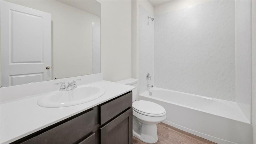 Furnished interior view inside a new home in Forestbrook Estates, Paris (Image 9).